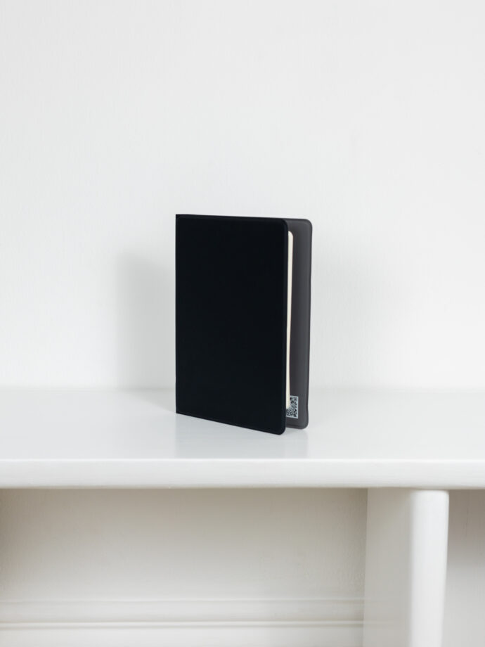 Smart блокнот Ultraslim чорного кольору швидка бездротова зарядка 10000 mAh