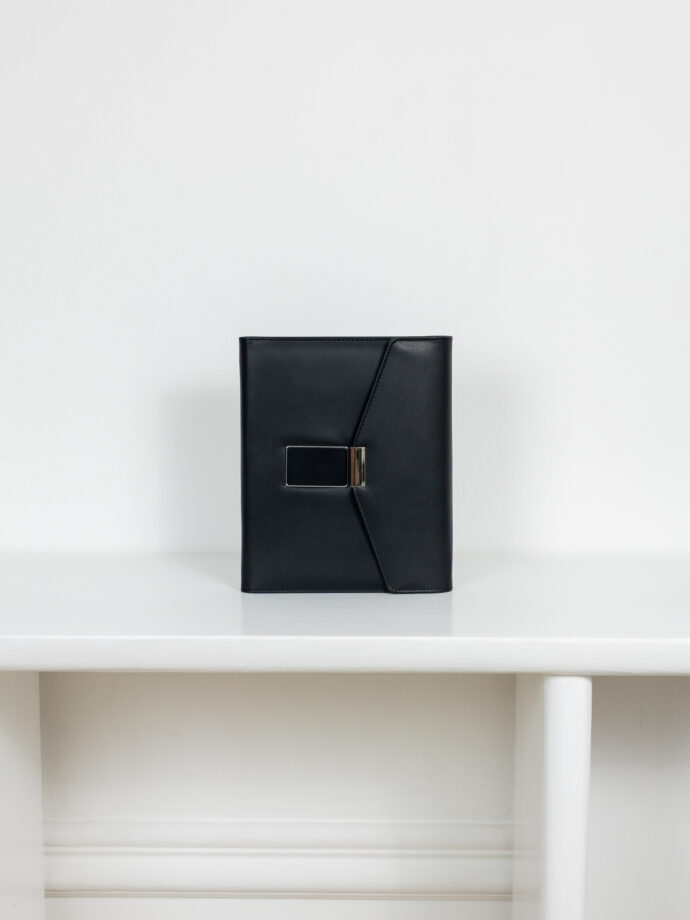 Smart блокнот Бізнес Лайт чорного кольору з зарядкою павербанк 10000 mAh