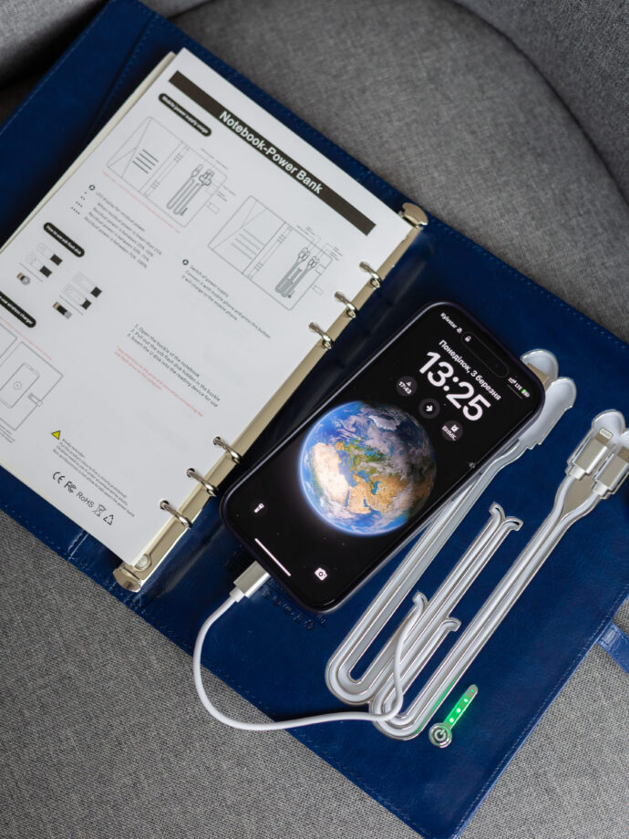 Smart блокнот з зарядкою Еко-шкіра глянець в синьому кольорі павербанк 10000 mAh