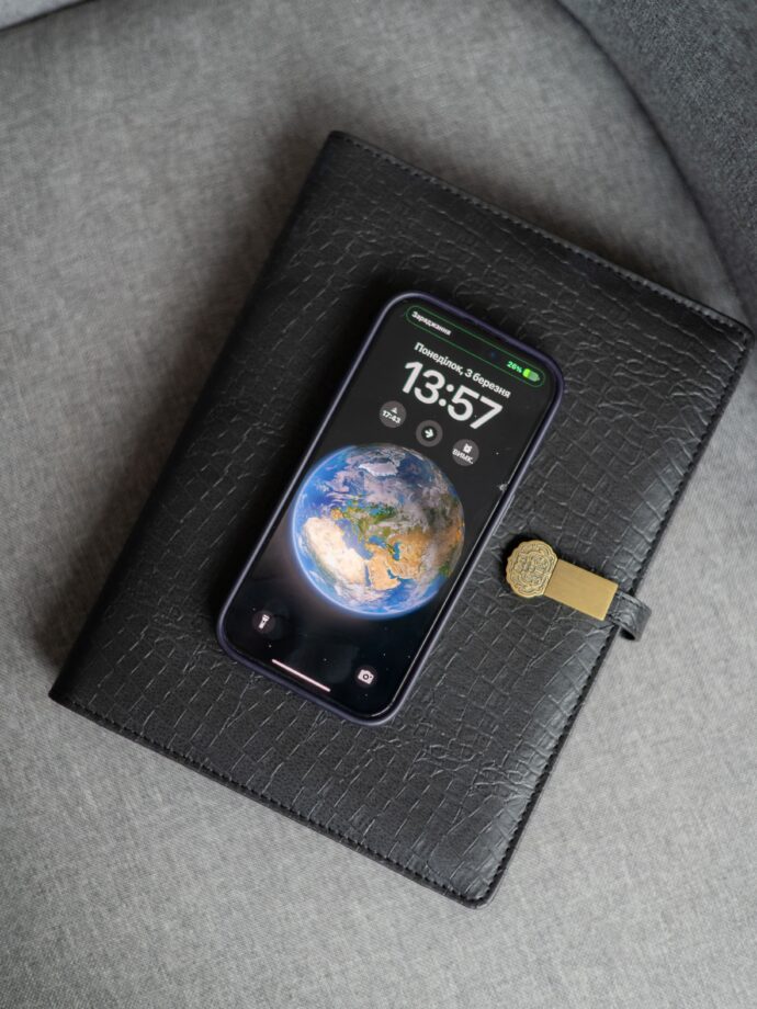 Smart блокнот Cobra сірого кольору павербанк 10000 mAh