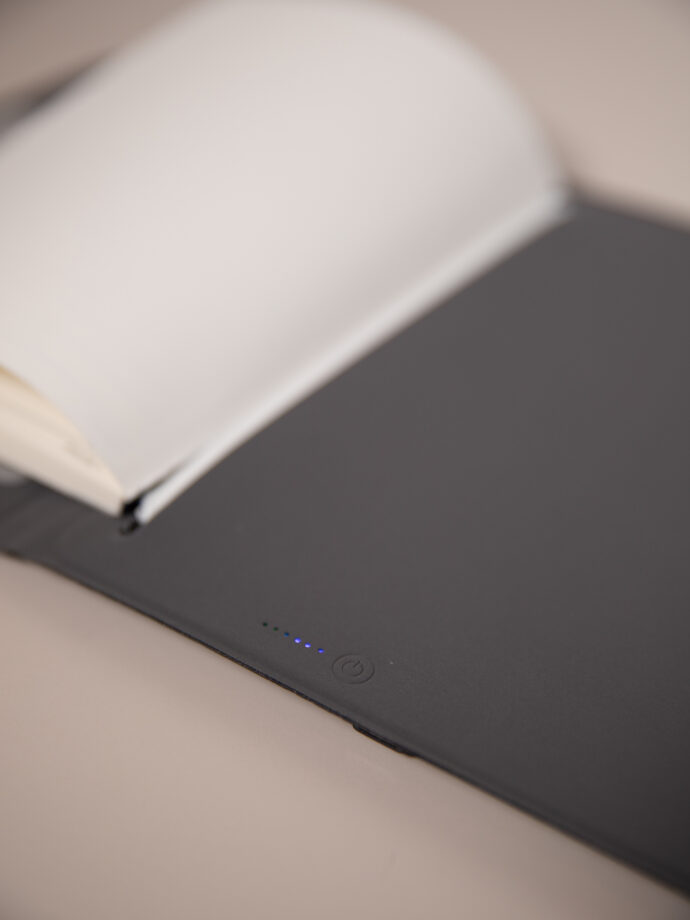 Smart блокнот Ultaslim синього кольору швидка бездротова зарядка 10000 mAh