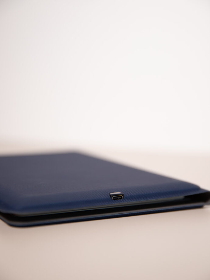 Smart блокнот Ultaslim синього кольору швидка бездротова зарядка 10000 mAh