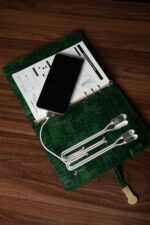 Smart блокнот Крокодил зеленого кольору павербанк 10000 mAh - Зображення 2