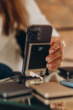 PowerBank з підставкою