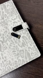 Smart блокнот Леопард сірого кольору павербанк 10000 mAh - Зображення 4