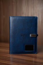 Smart блокнот Кобра Лайт синього кольору з зарядкою павербанк 10000 mAh