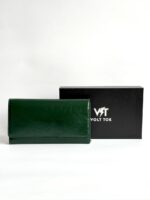 Смарт-портмоне Volt Tok із вбудованим Power Bank (5000 mAh) зеленого кольору - Зображення 6