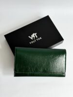 Смарт-портмоне Volt Tok із вбудованим Power Bank (5000 mAh) зеленого кольору