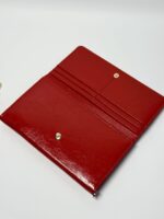 Смарт-портмоне Volt Tok із вбудованим Power Bank (5000 mAh) червоного кольору - Зображення 3